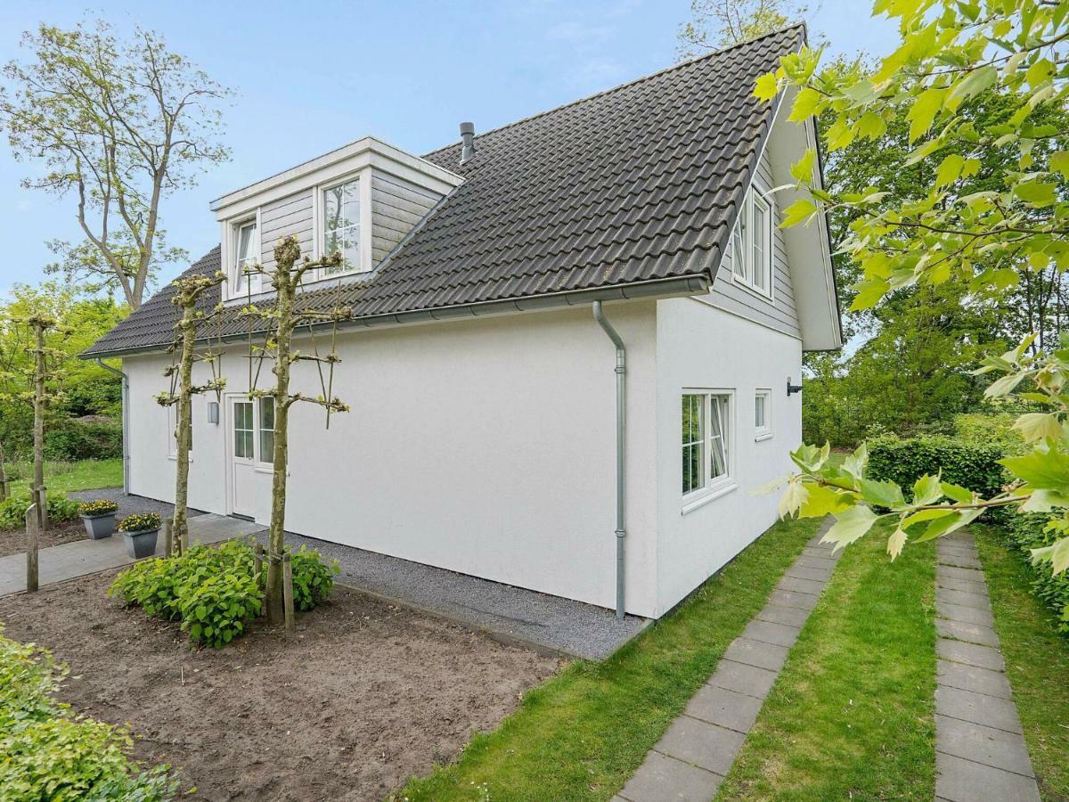 Spacious Home With A Fireplace At 3 Km From Baarle-Nassau Dış mekan fotoğraf
